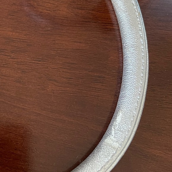 Two-tone silver/black structured leather handmade Tulip handbag - Picture 8 of 8